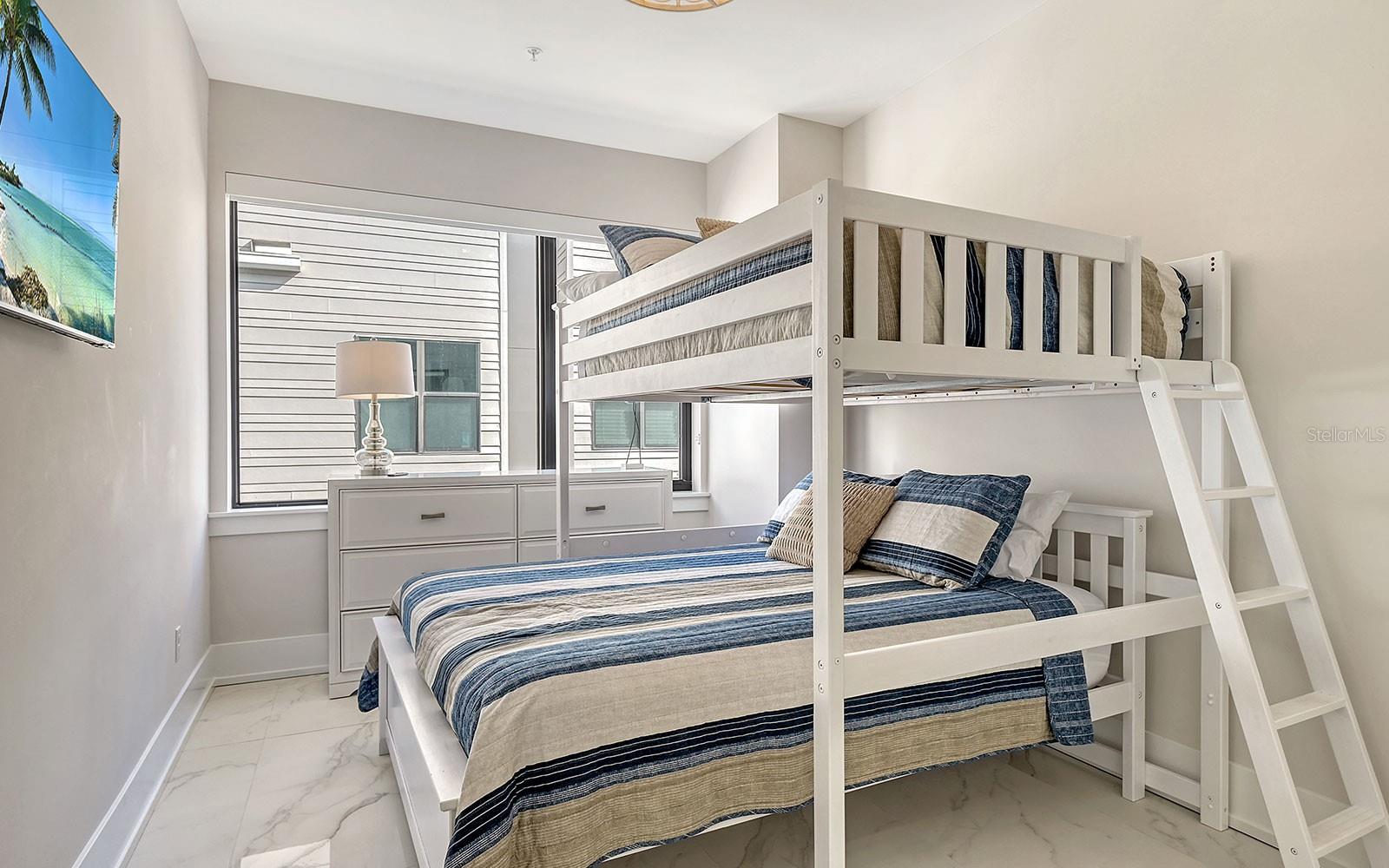 PREMIER ON MAIN - Residential