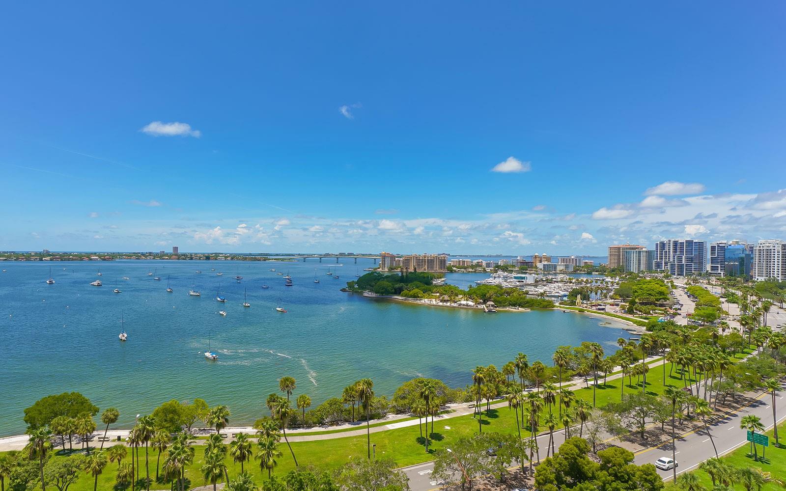 PREMIER ON MAIN - Residential