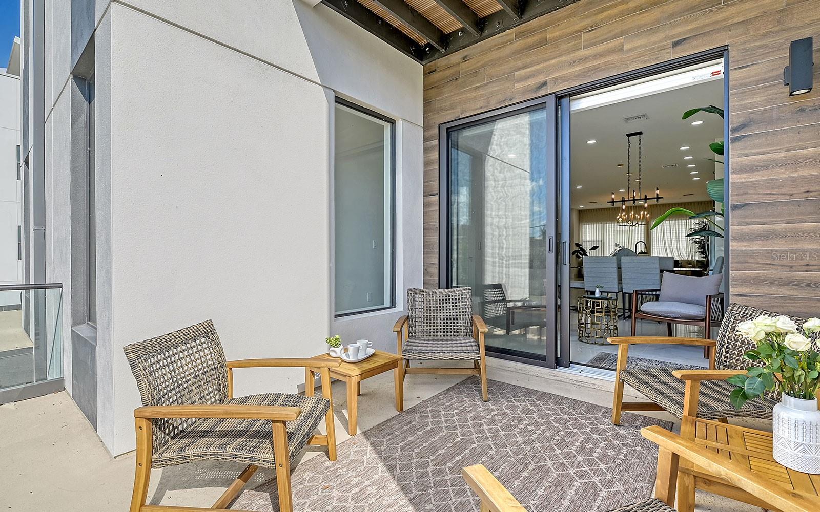 PREMIER ON MAIN - Residential