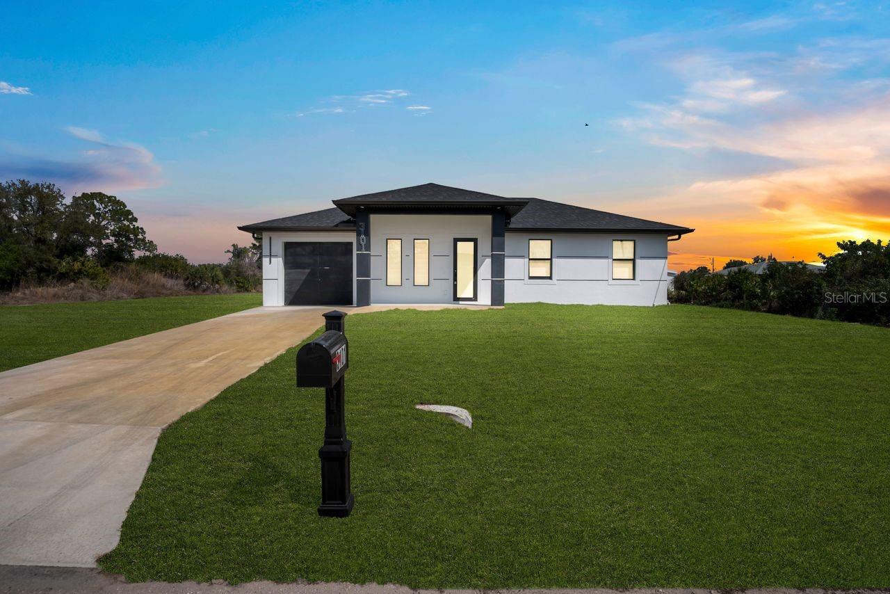 LEHIGH ACRES - Residential