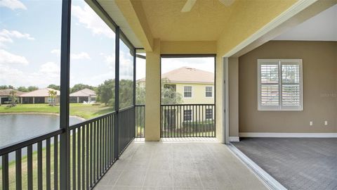 A home in HOWEY IN THE HILLS