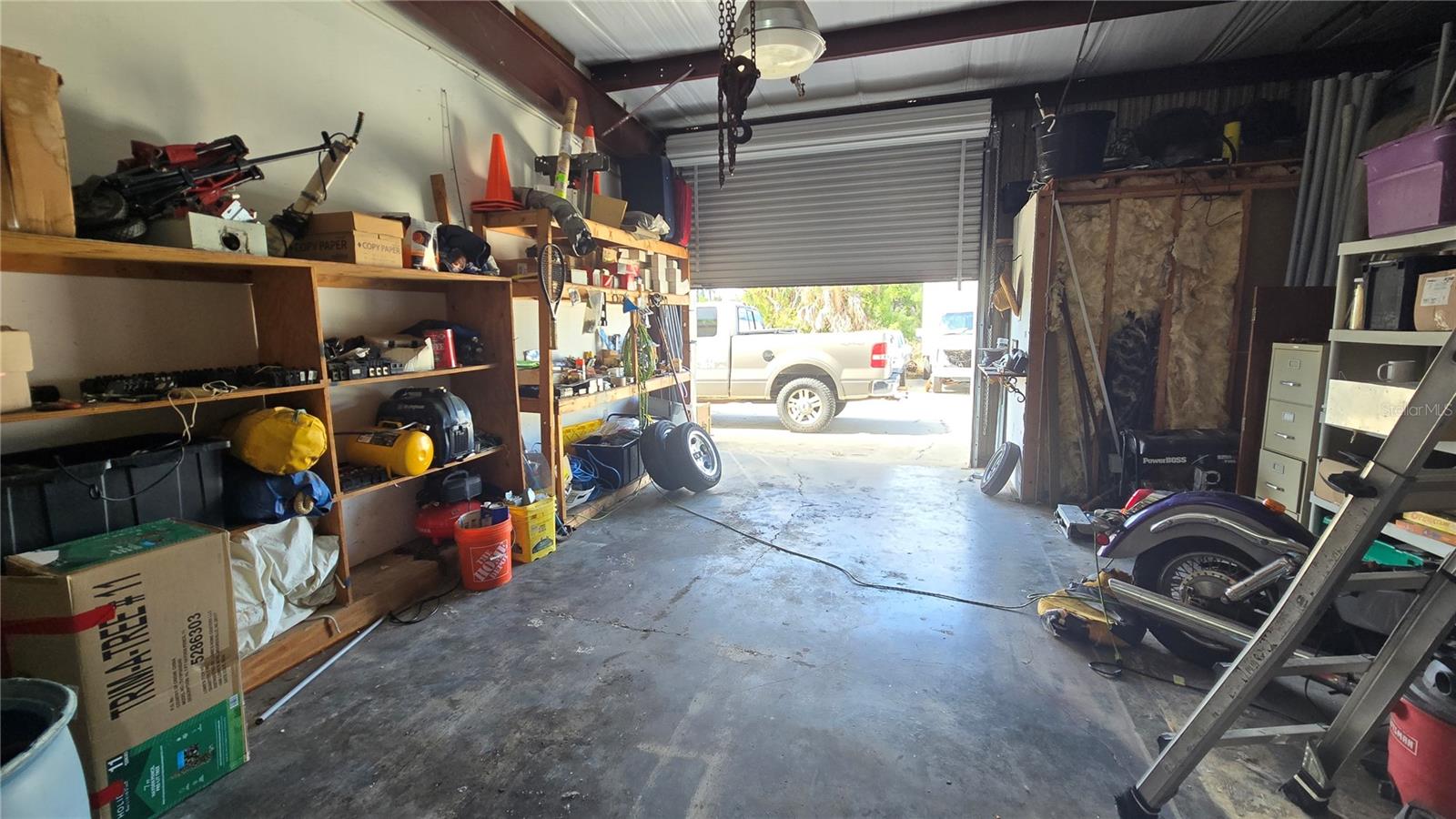 WORTH AVE COMM PARK - Commercial Lease