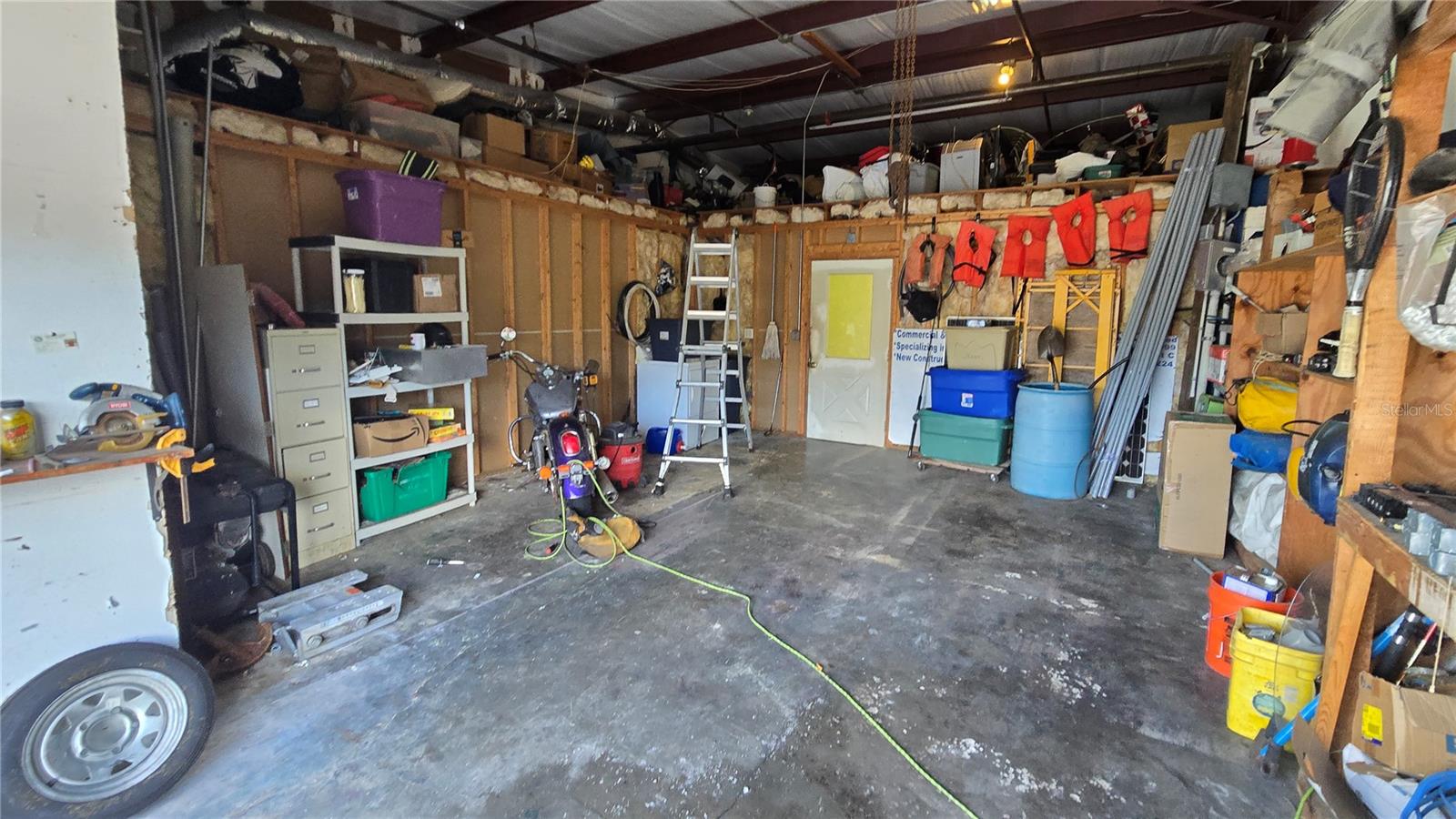 WORTH AVE COMM PARK - Commercial Lease