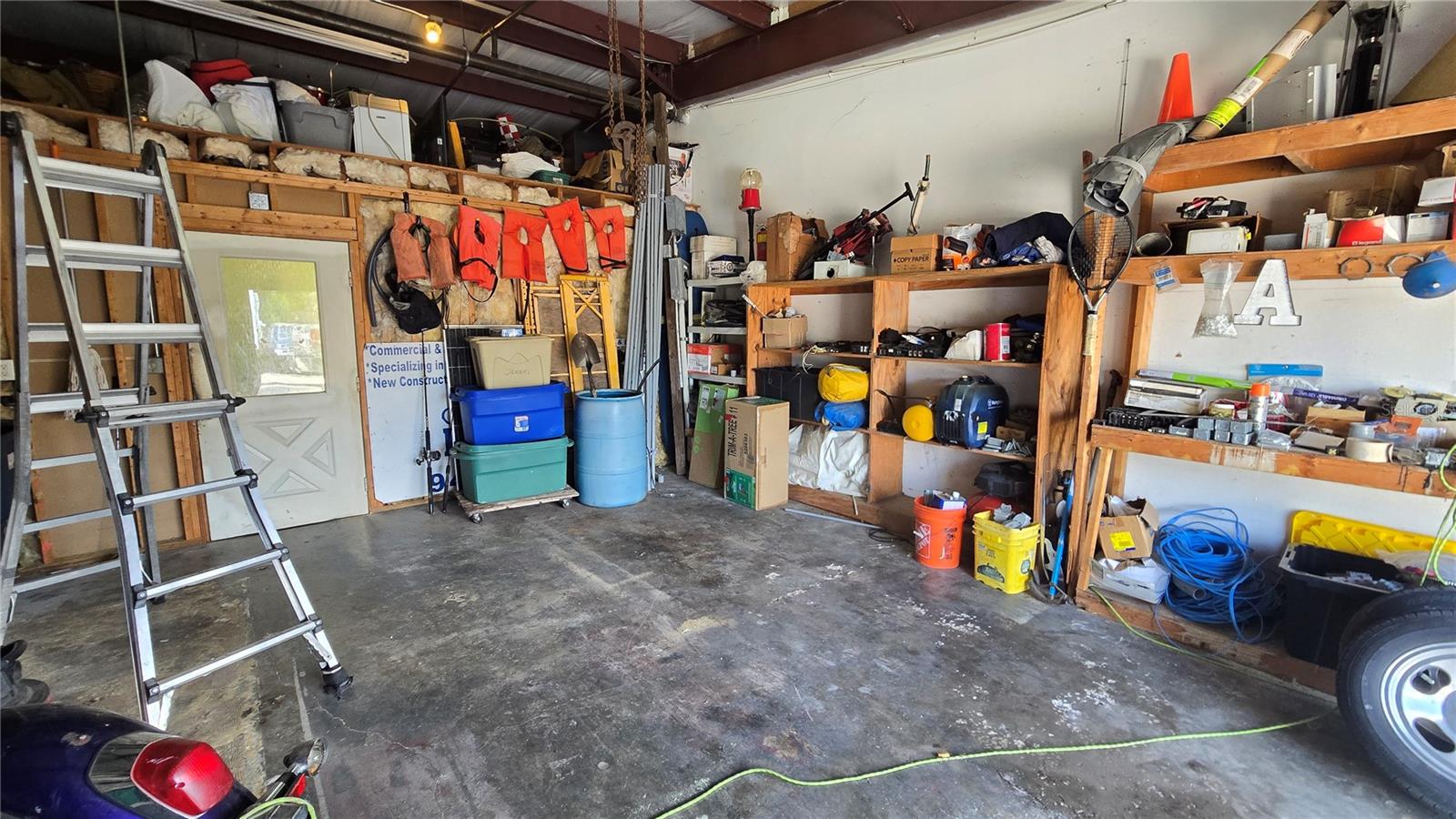 WORTH AVE COMM PARK - Commercial Lease