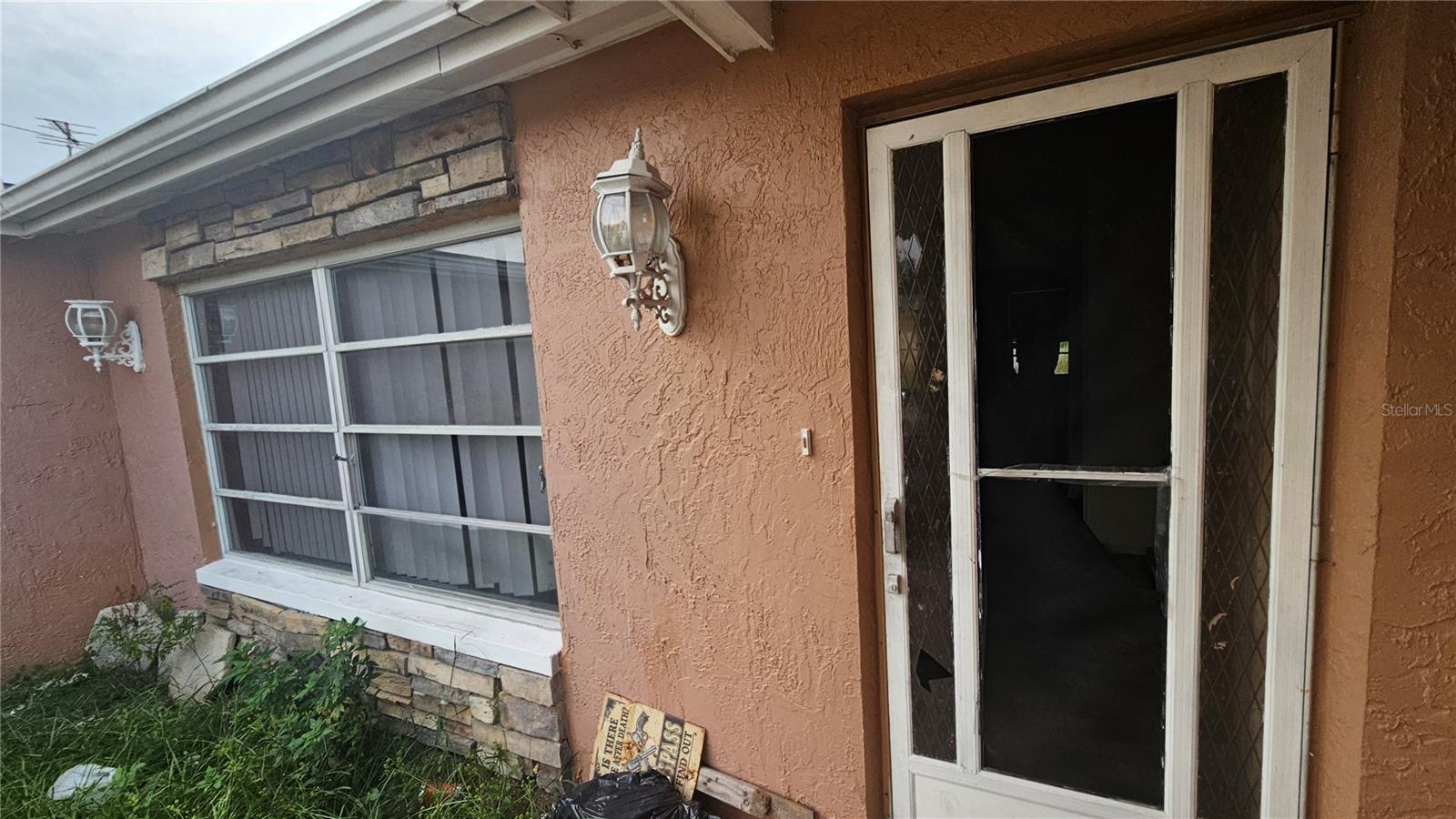 THE LAKES - Residential