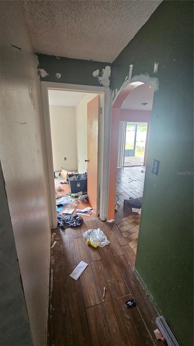 THE LAKES - Residential