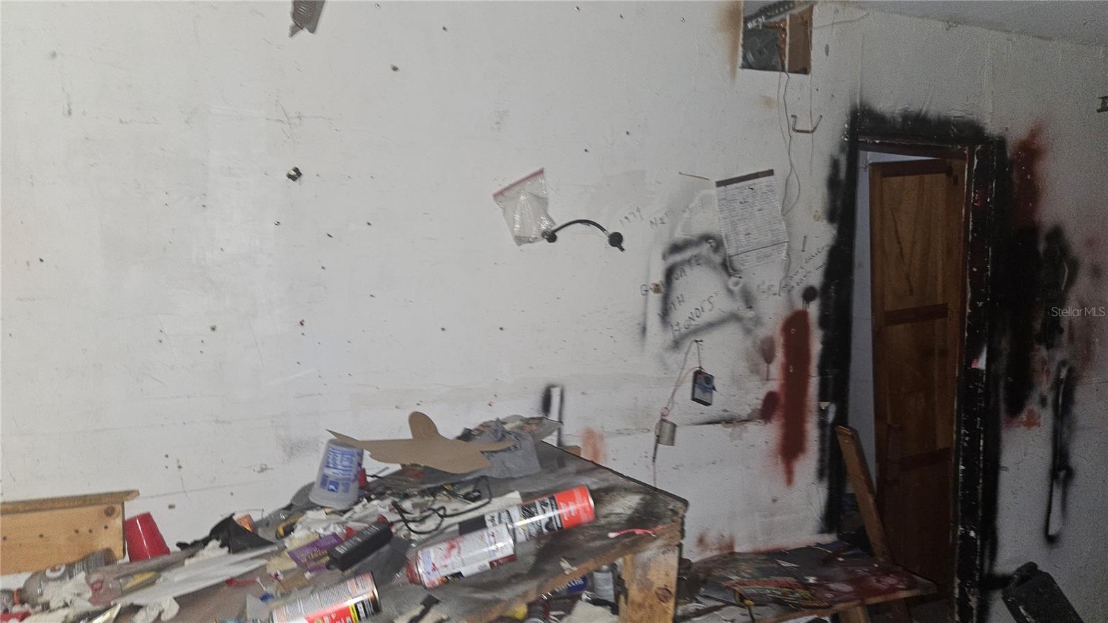 THE LAKES - Residential