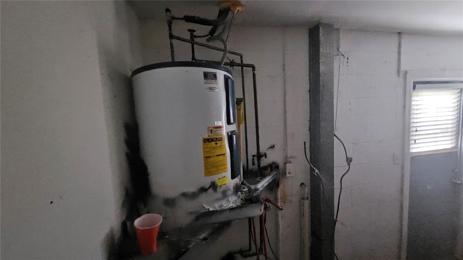 THE LAKES - Residential