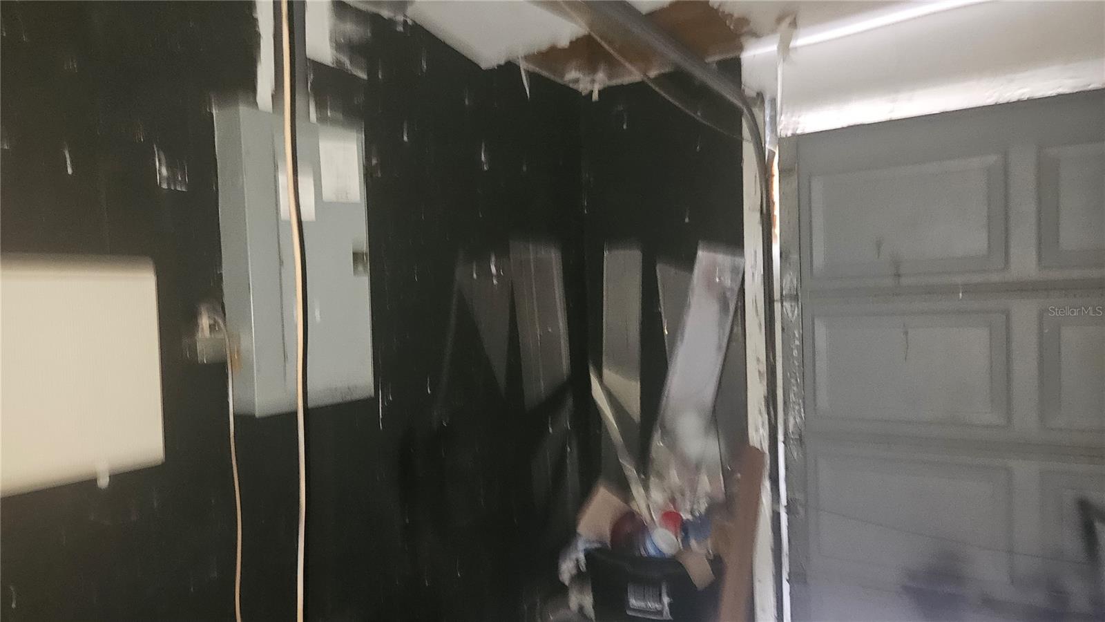 THE LAKES - Residential