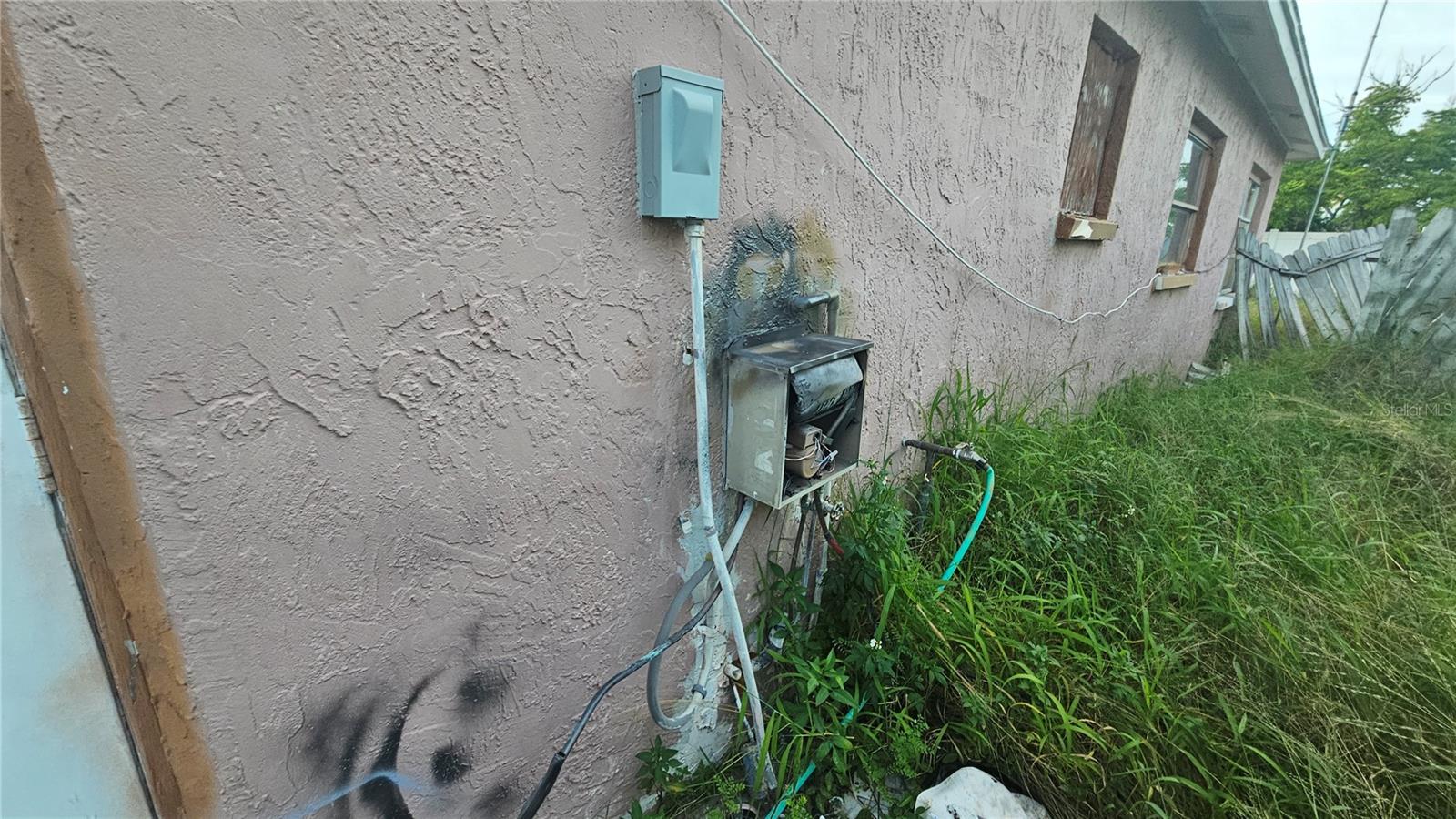 THE LAKES - Residential