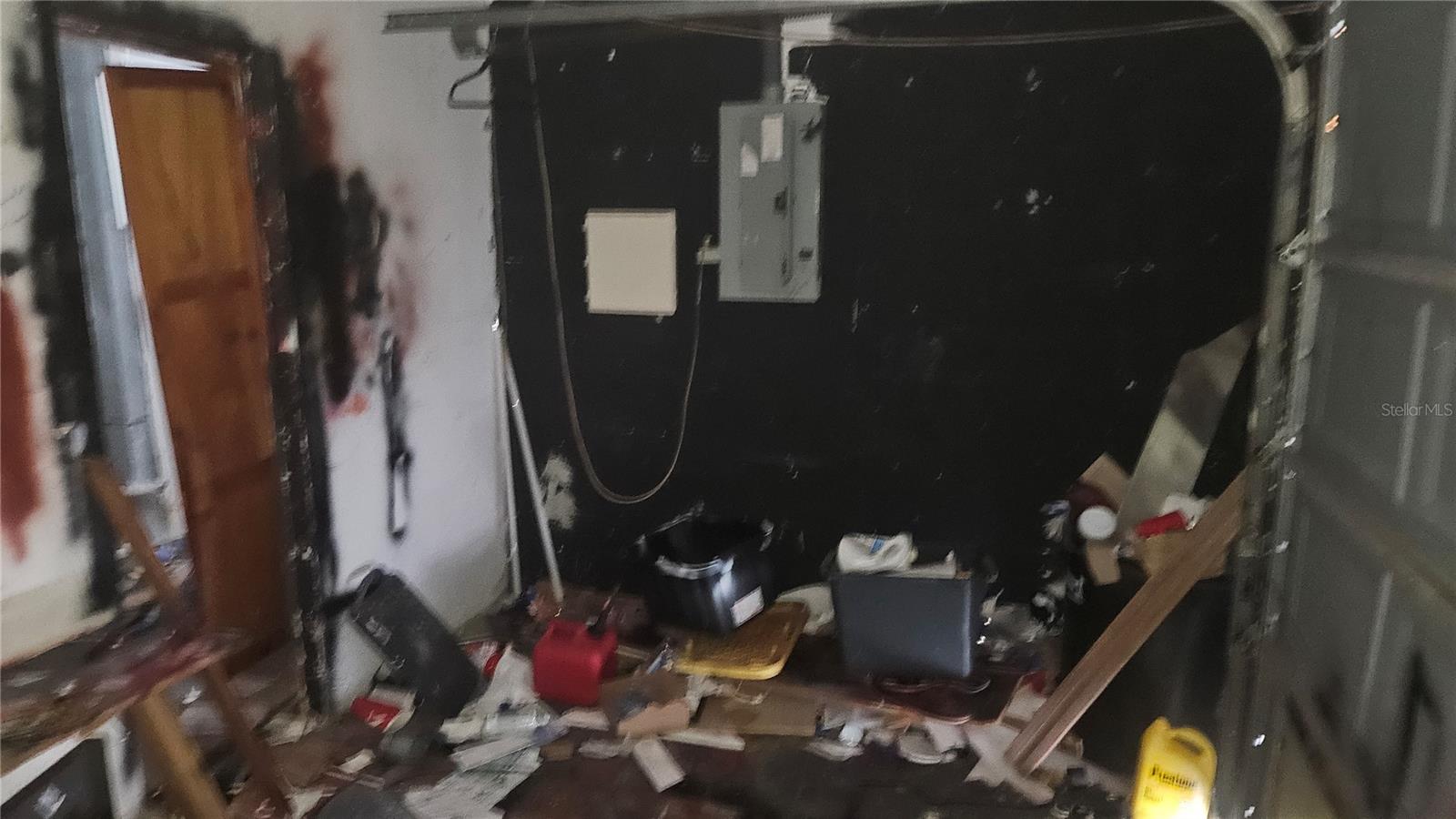 THE LAKES - Residential