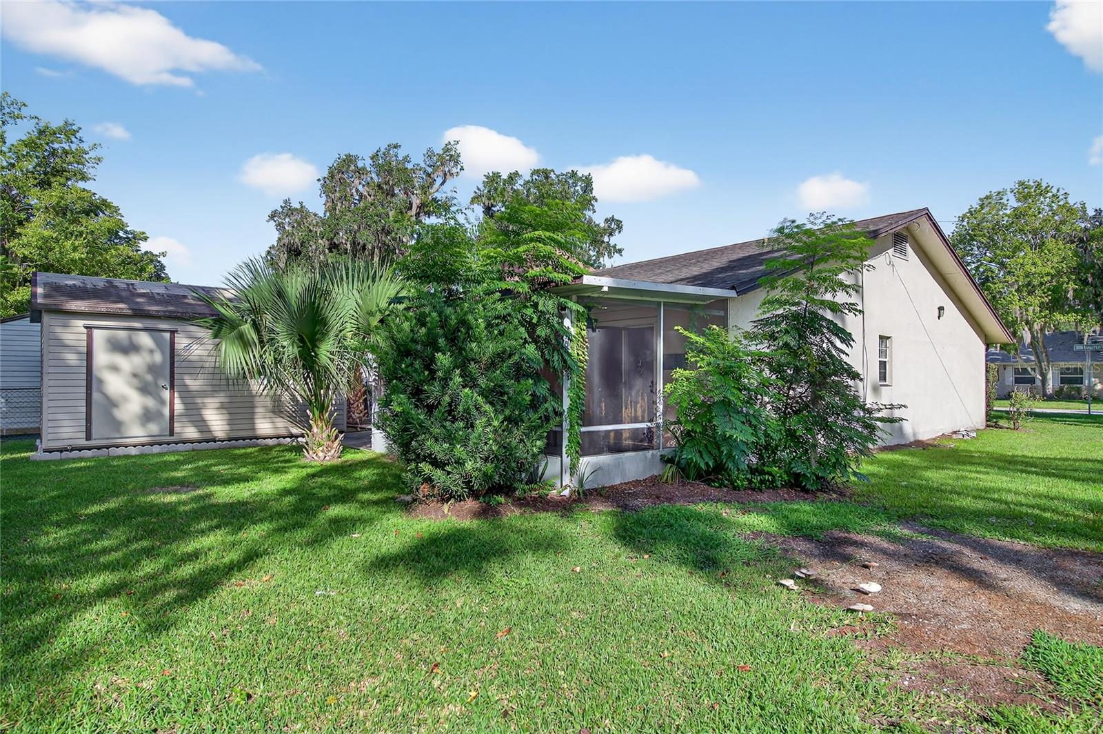 GLENMEADOWS - Residential