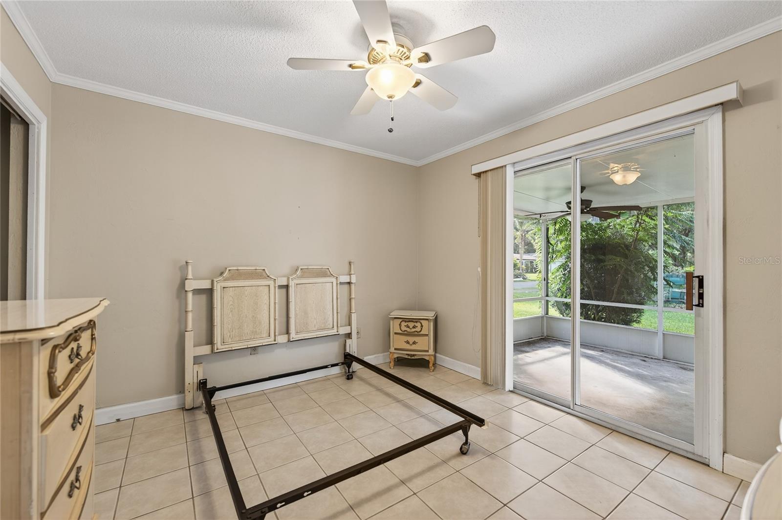 GLENMEADOWS - Residential