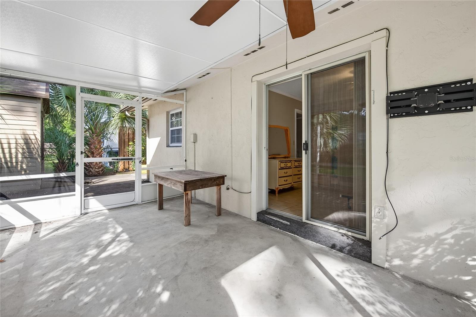 GLENMEADOWS - Residential