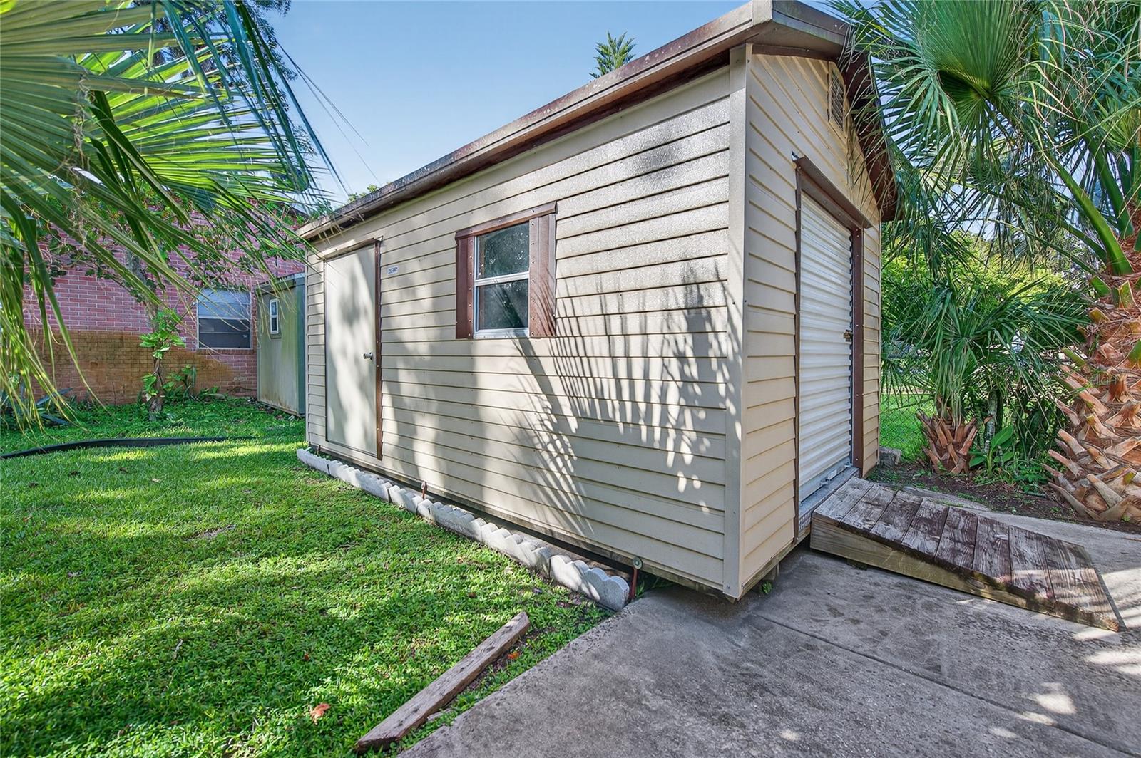 GLENMEADOWS - Residential