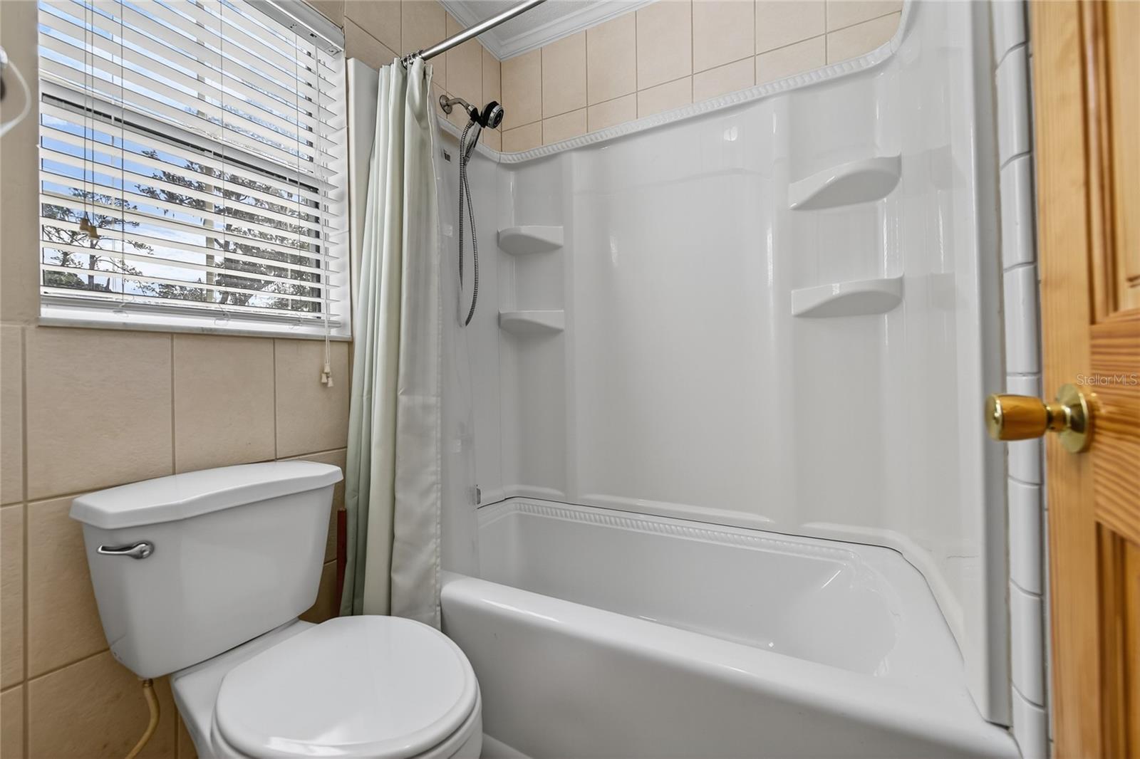 GLENMEADOWS - Residential