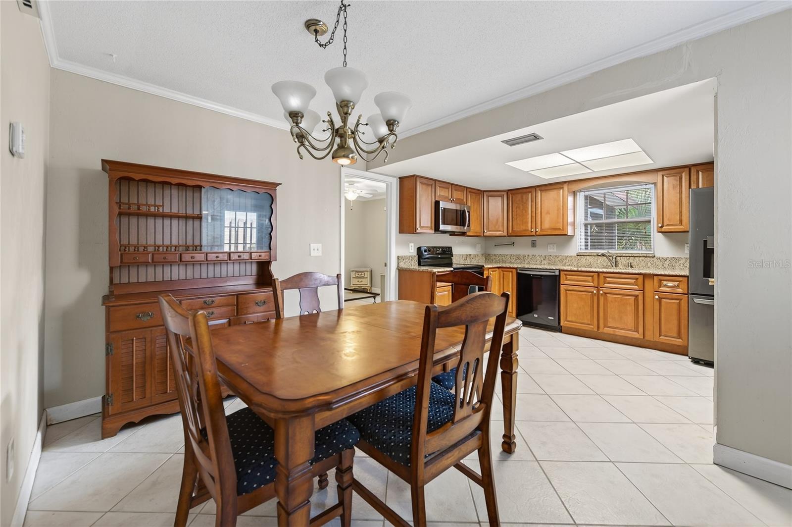 GLENMEADOWS - Residential