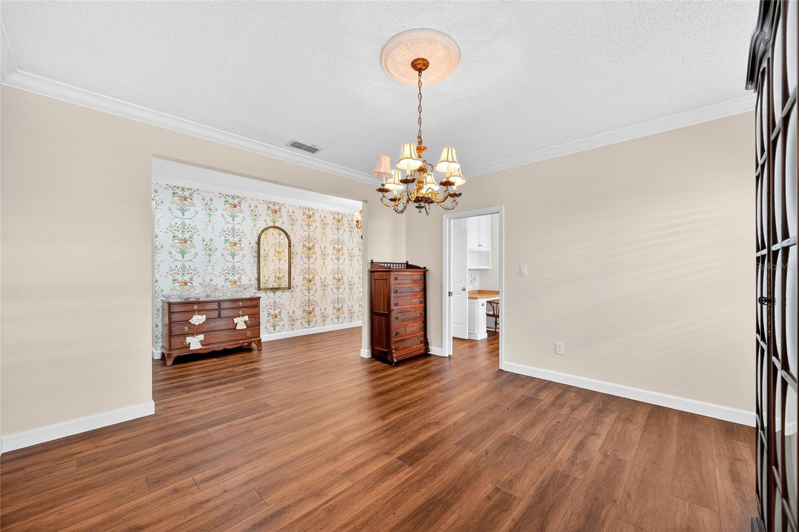 BAY HILL VILLAGE NORTH CONDO - Residential