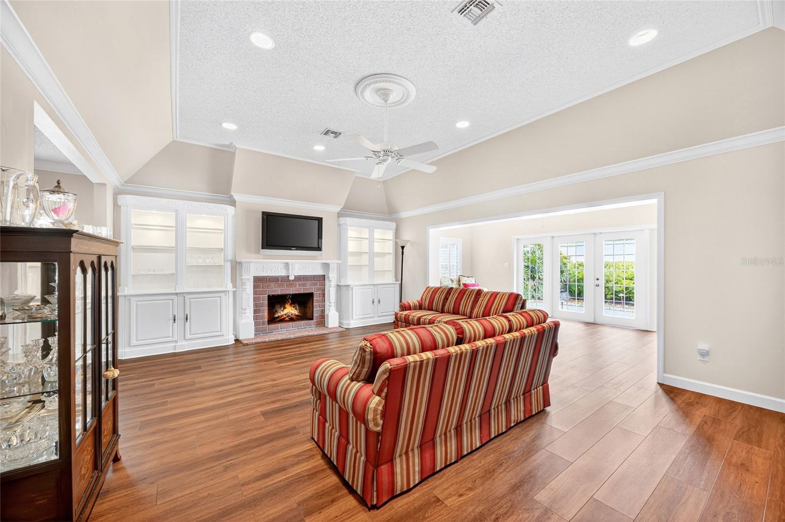 BAY HILL VILLAGE NORTH CONDO - Residential