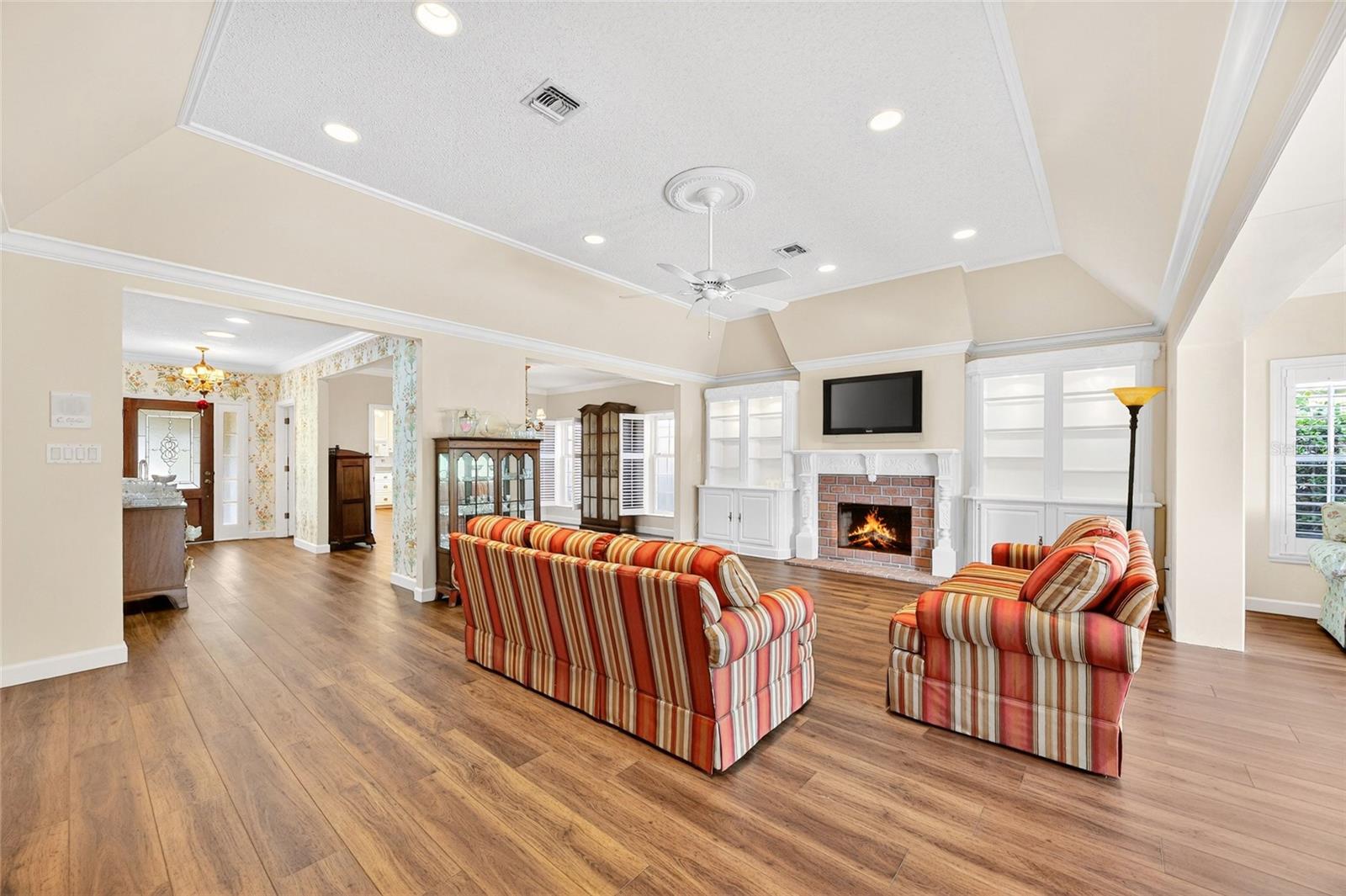 BAY HILL VILLAGE NORTH CONDO - Residential