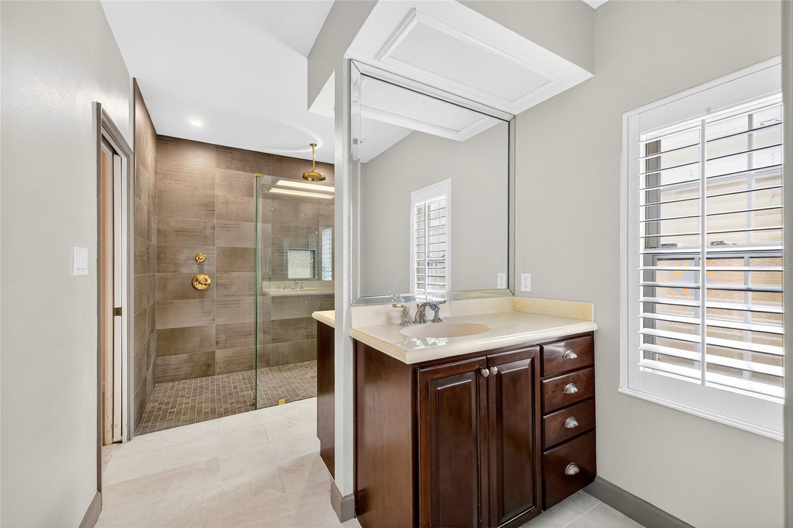 BAY HILL VILLAGE NORTH CONDO - Residential