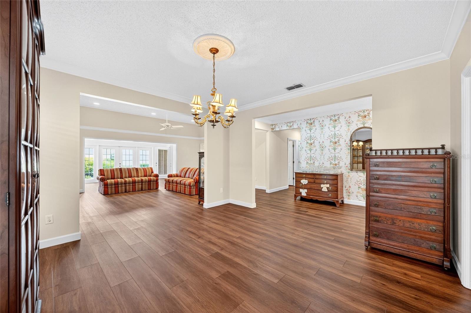 BAY HILL VILLAGE NORTH CONDO - Residential