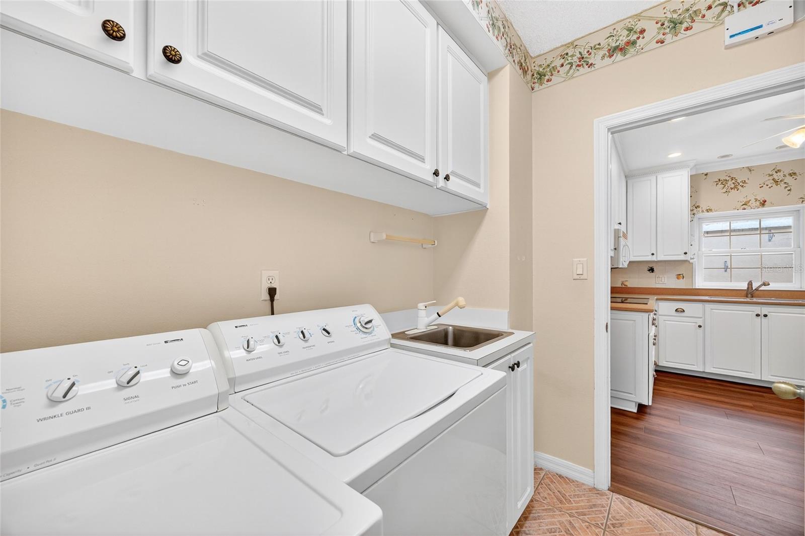 BAY HILL VILLAGE NORTH CONDO - Residential