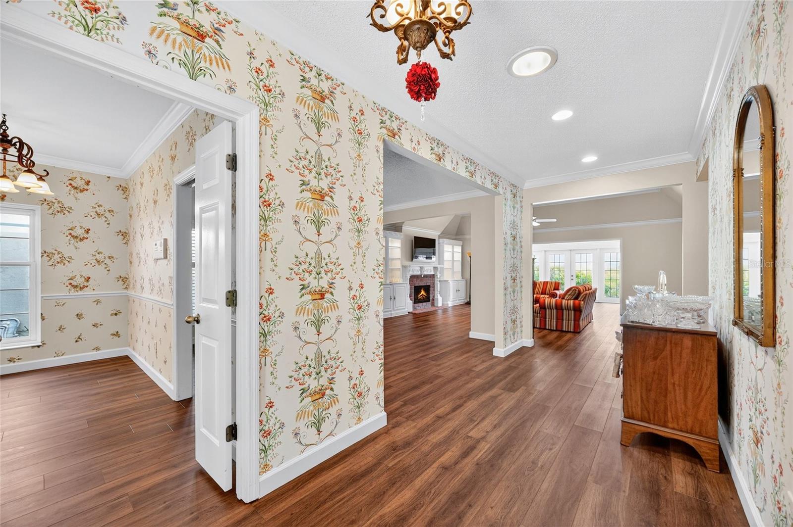BAY HILL VILLAGE NORTH CONDO - Residential