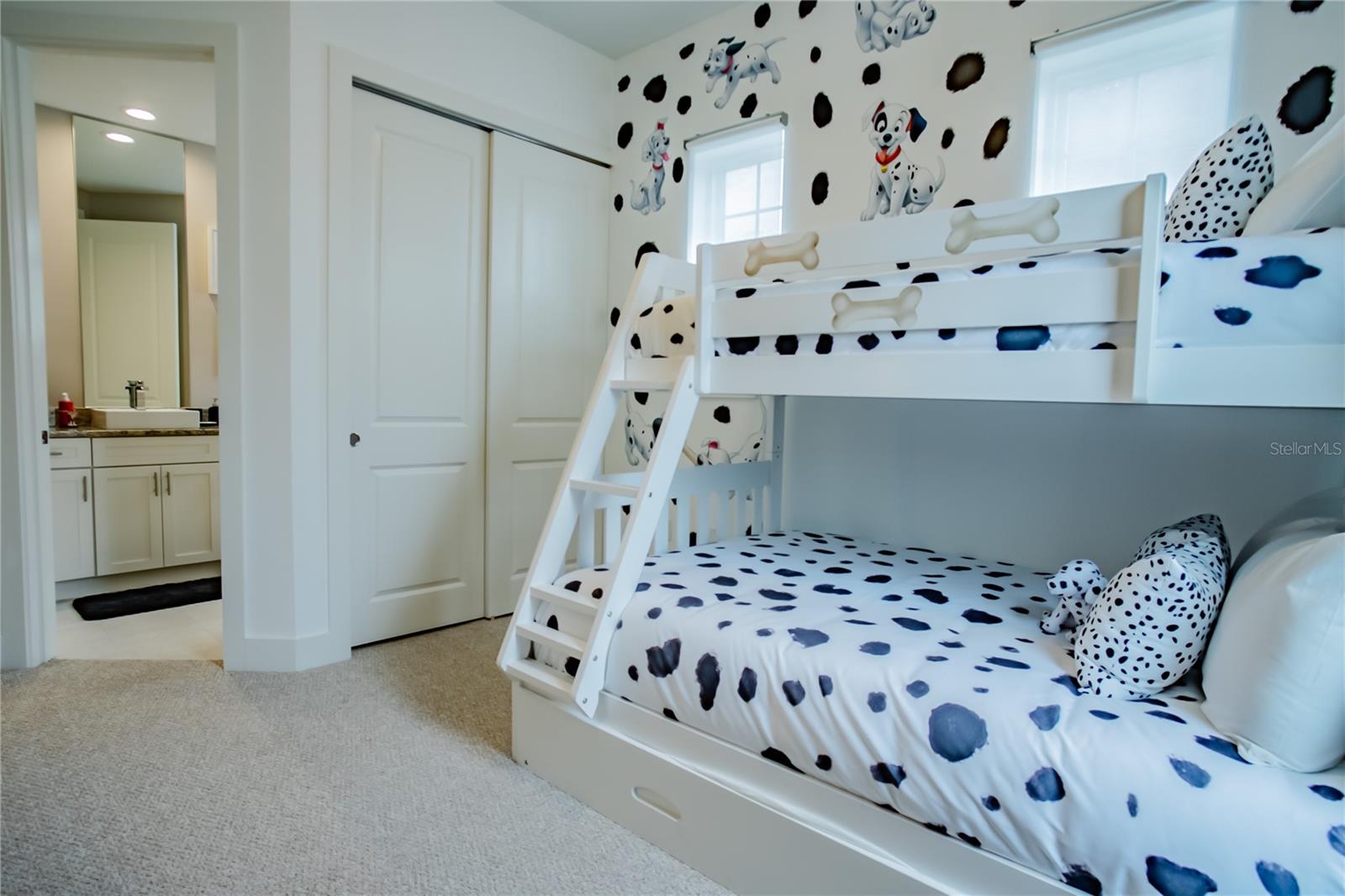 SUMMERVILLE RESORT - Residential