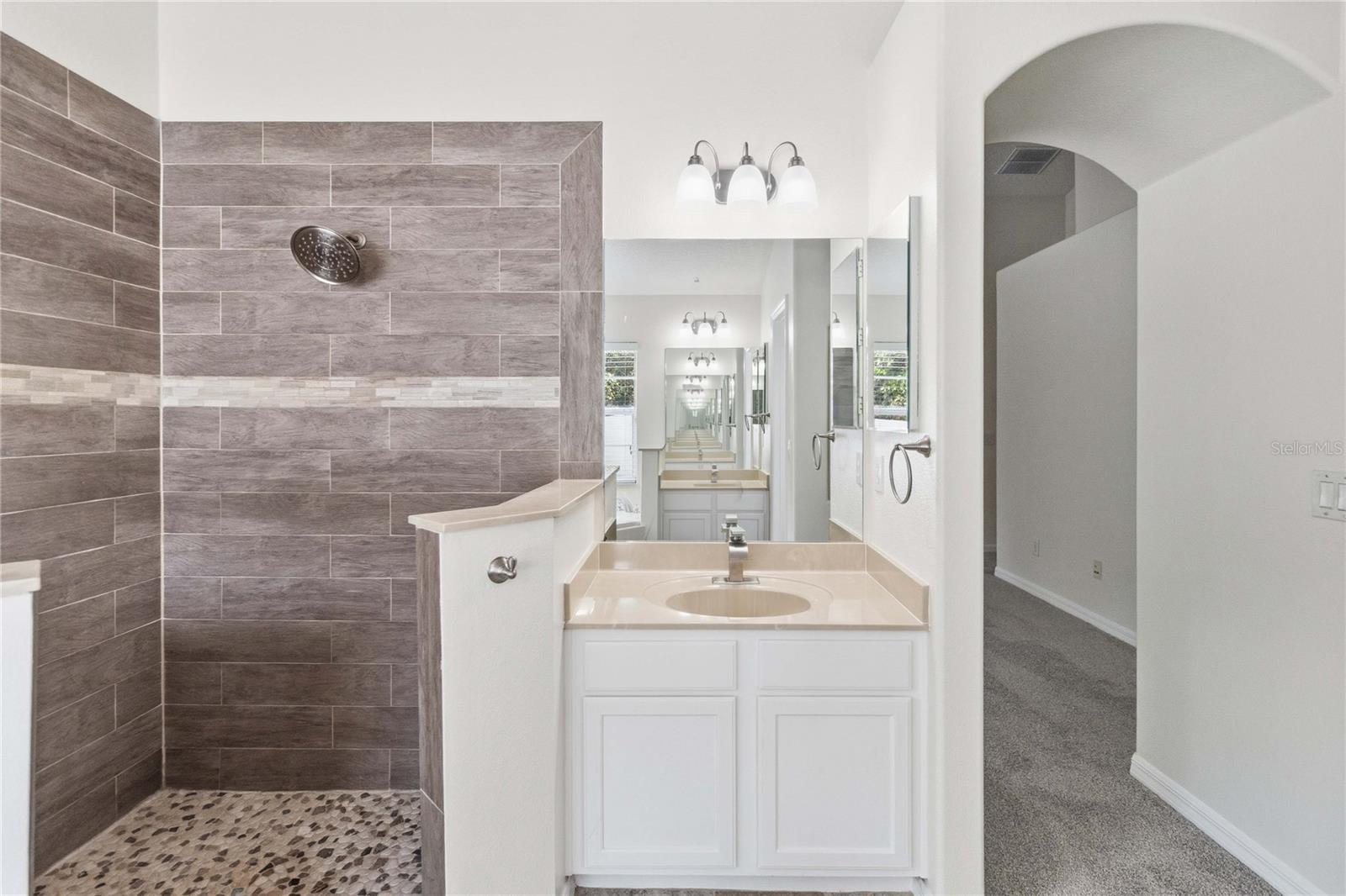 MOSS PARK LNDGS A C E F G H I & - Residential