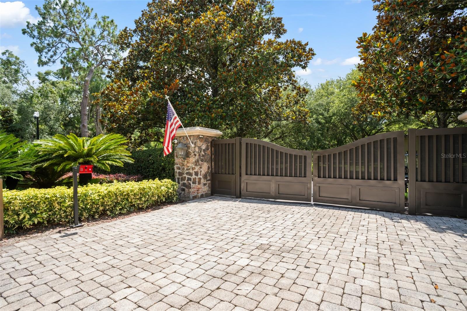 2878 MARKHAM WOODS ROAD