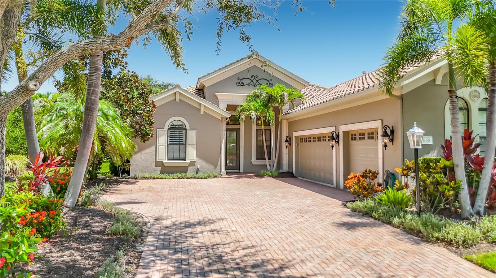 7668 SILVERWOOD COURT