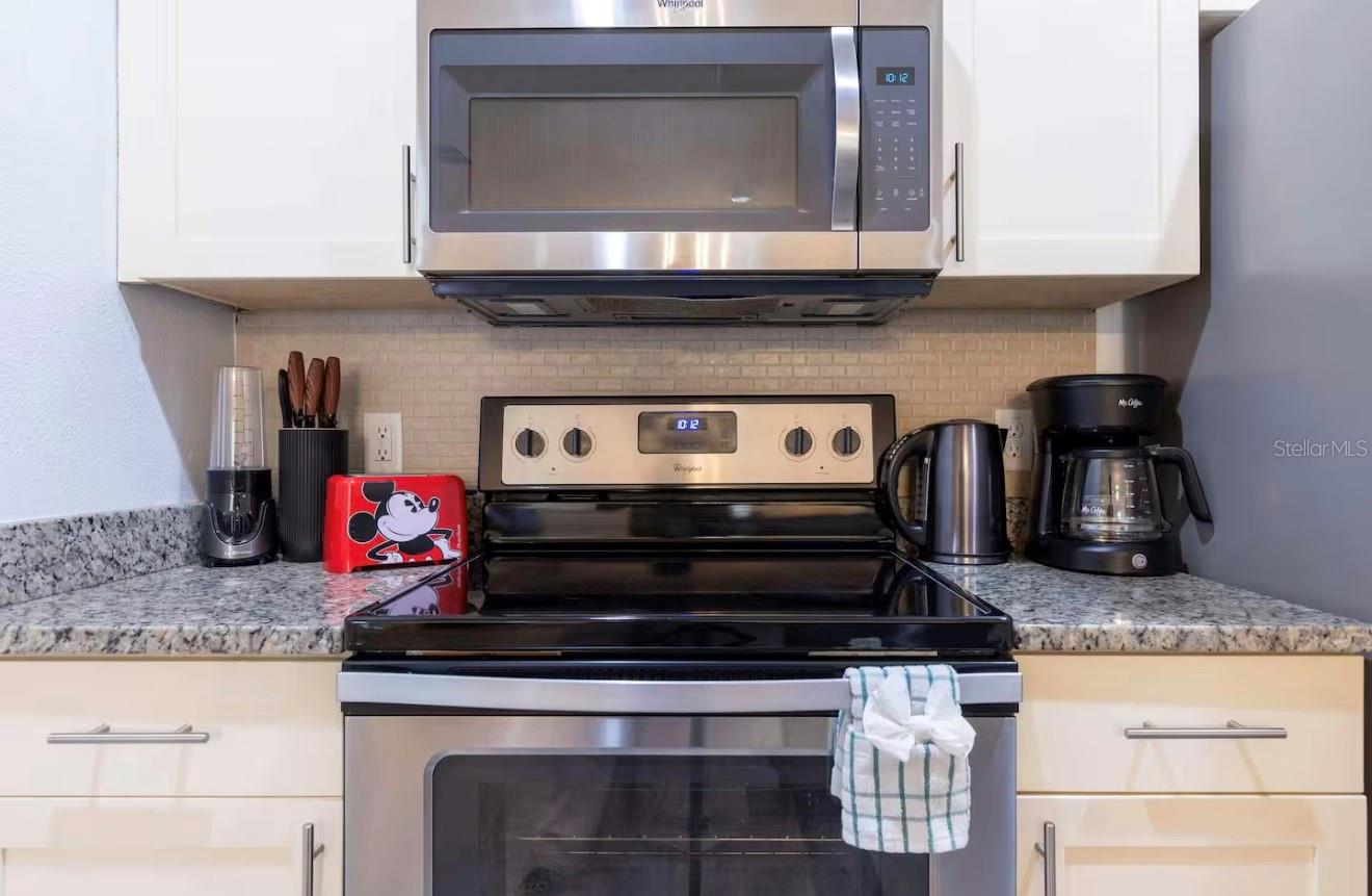 WEST LUCAYA VILLAGE - Residential