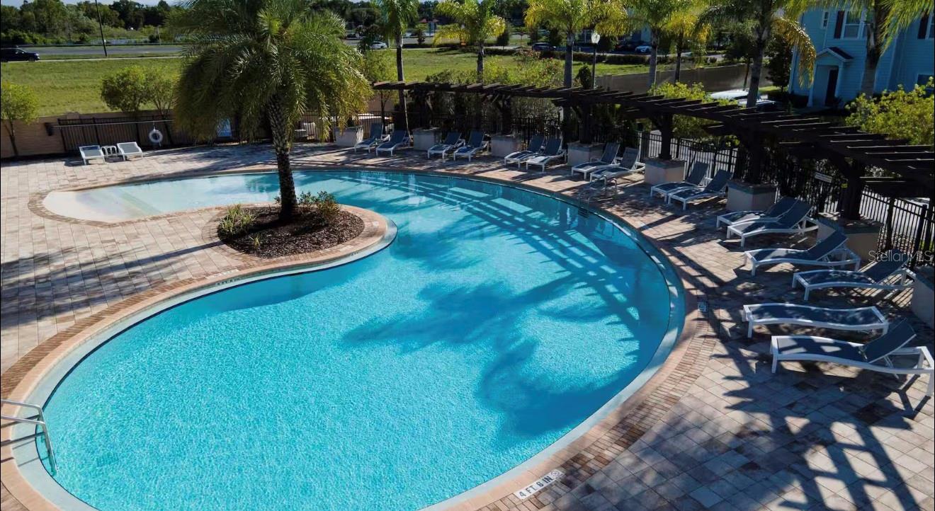 WEST LUCAYA VILLAGE - Residential