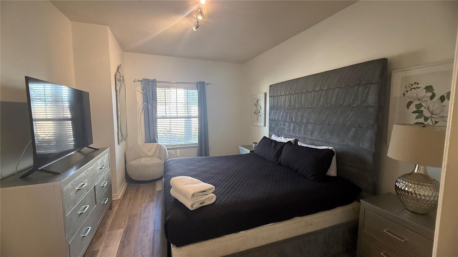 WEST LUCAYA VILLAGE - Residential