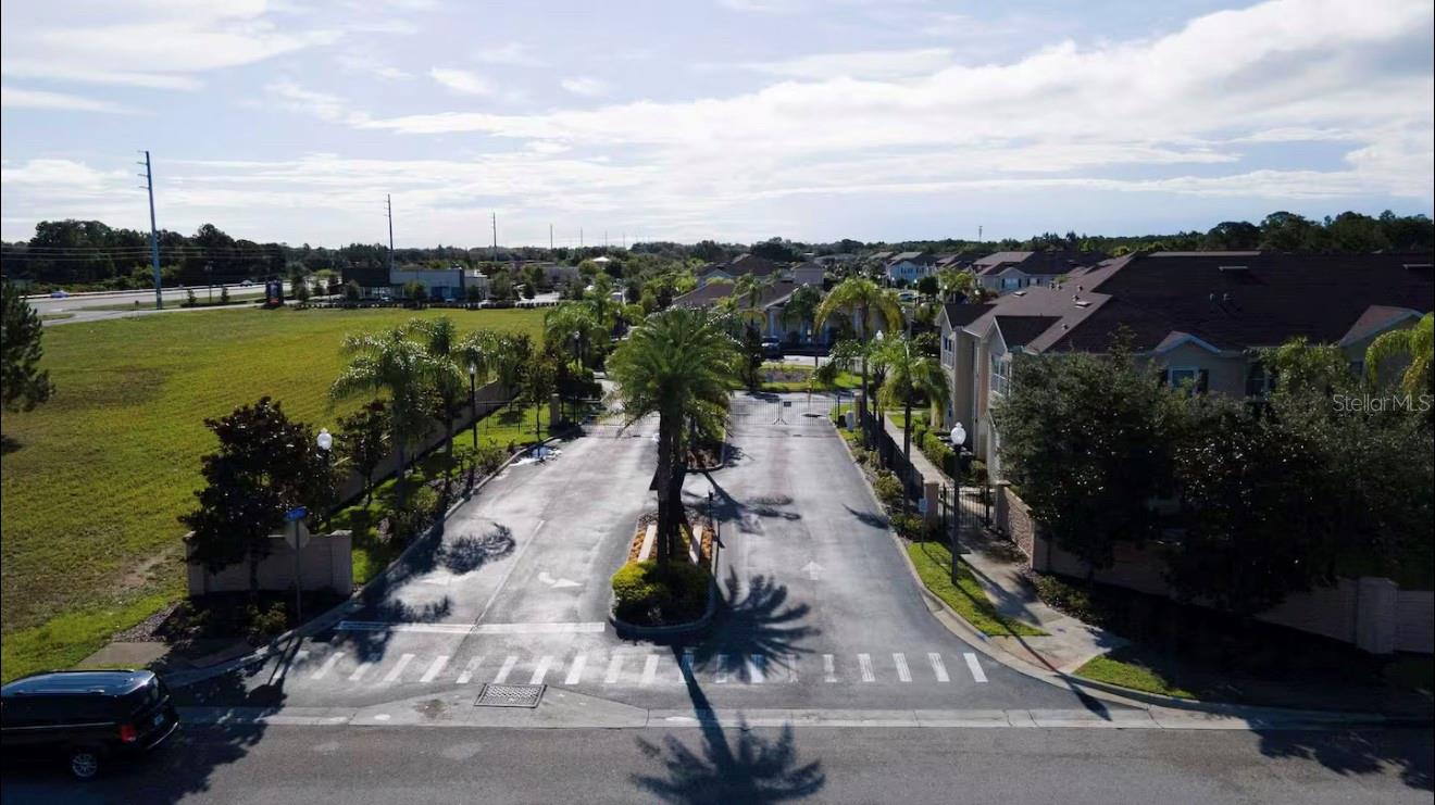 WEST LUCAYA VILLAGE - Residential