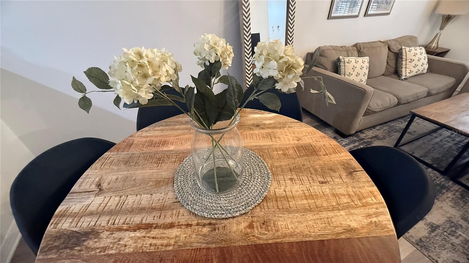 WEST LUCAYA VILLAGE - Residential