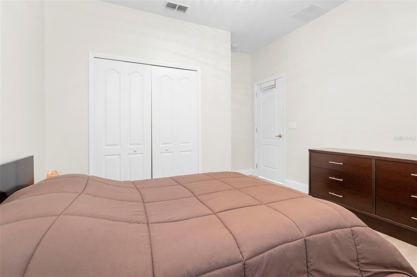 WEST LAKE HANCOCK ESTATES - Residential