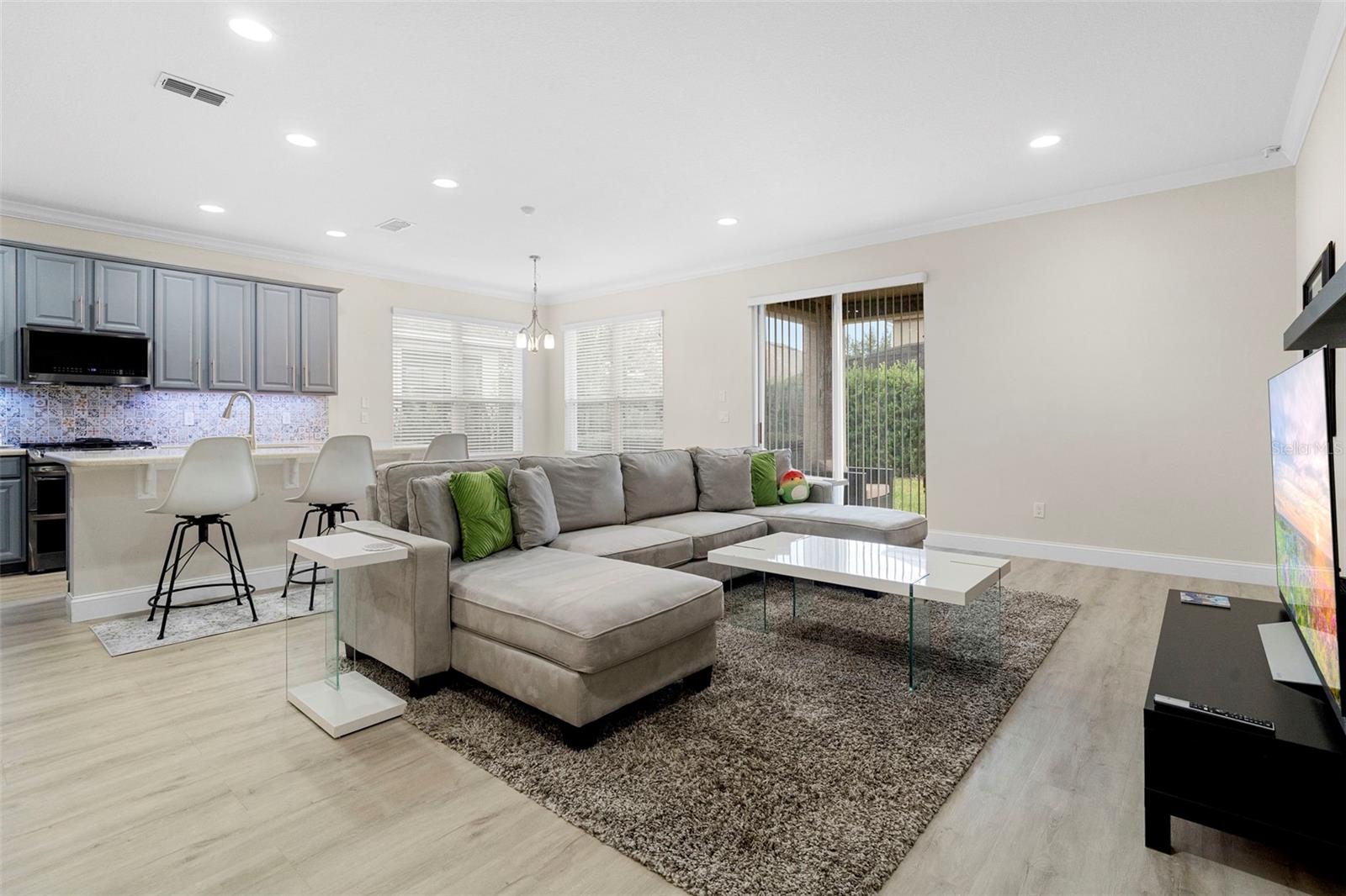 WEST LAKE HANCOCK ESTATES - Residential