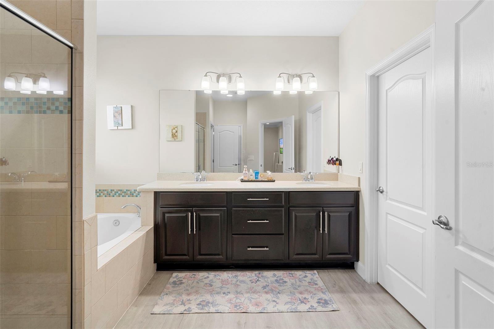 WEST LAKE HANCOCK ESTATES - Residential