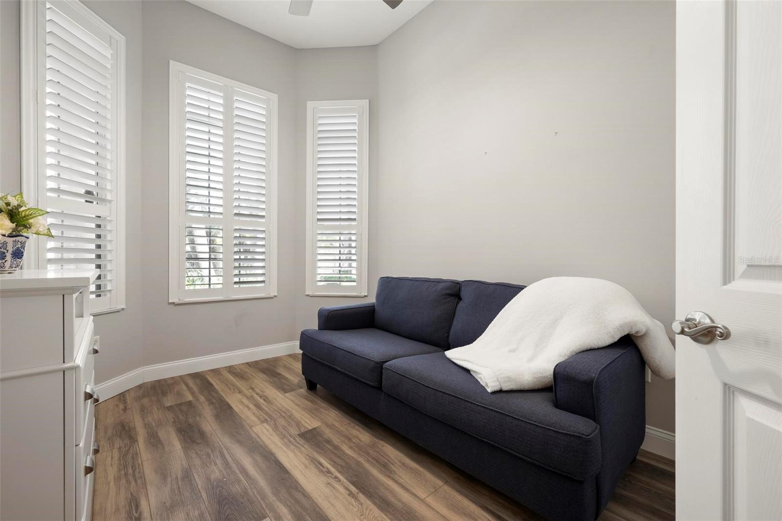 ENCLAVES OF VENICE NORTH - Residential