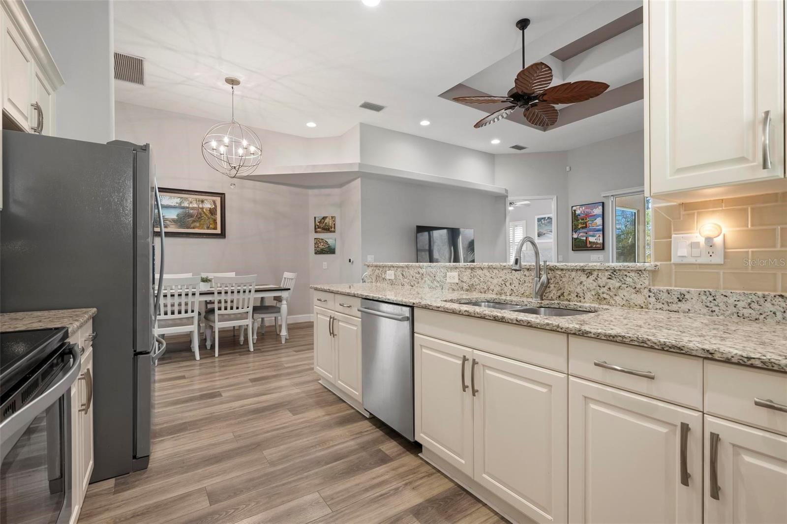 ENCLAVES OF VENICE NORTH - Residential