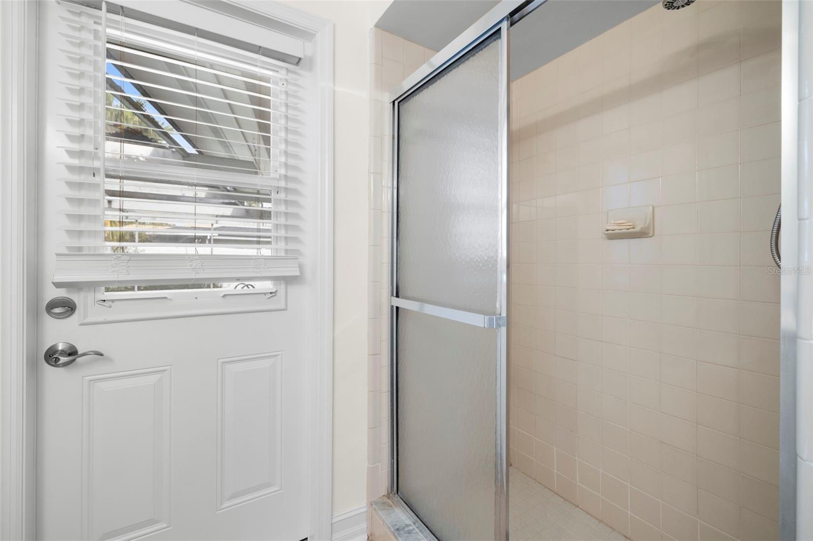 SHORE ACRES PT REP OF 2ND REP OF VENICE SE - Residential