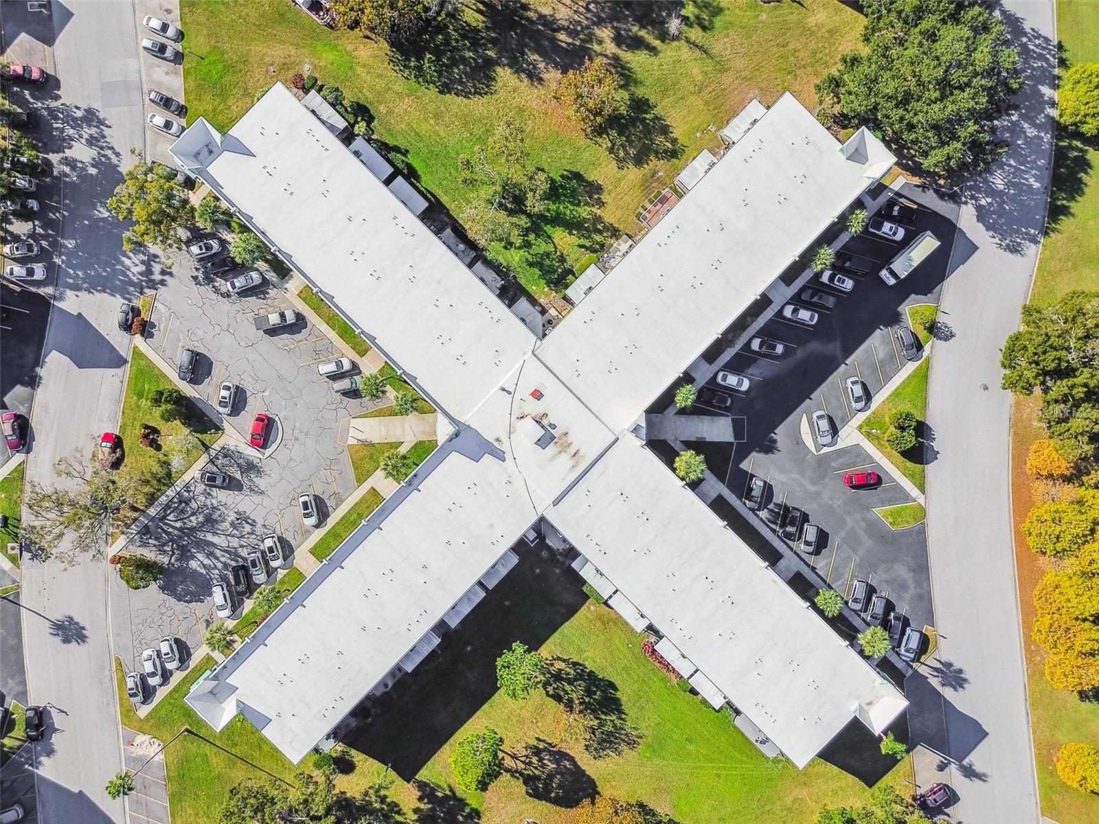 ON TOP OF THE WORLD - Residential