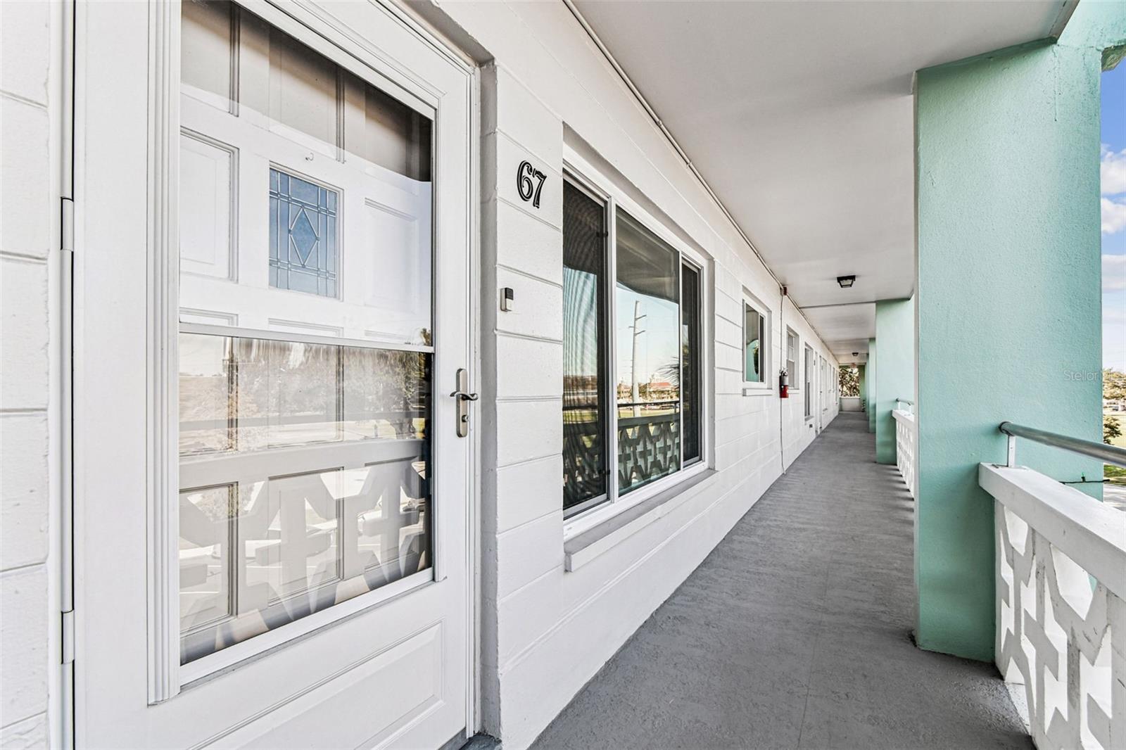 ON TOP OF THE WORLD - Residential