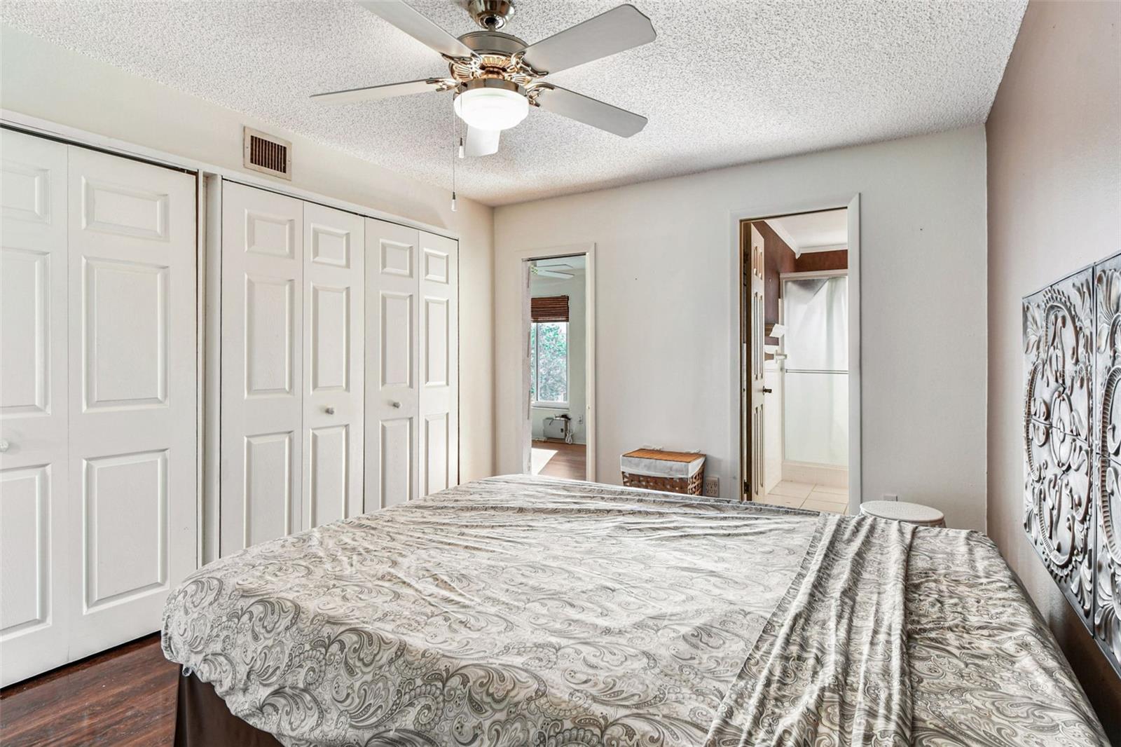 ON TOP OF THE WORLD - Residential