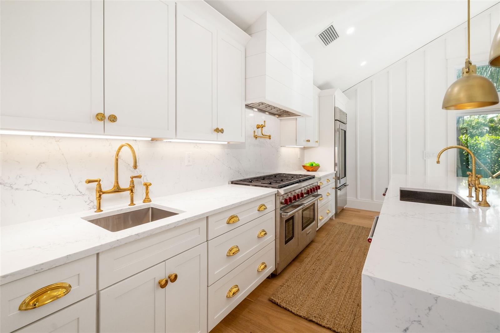 OYSTER BAY ESTATES - Residential