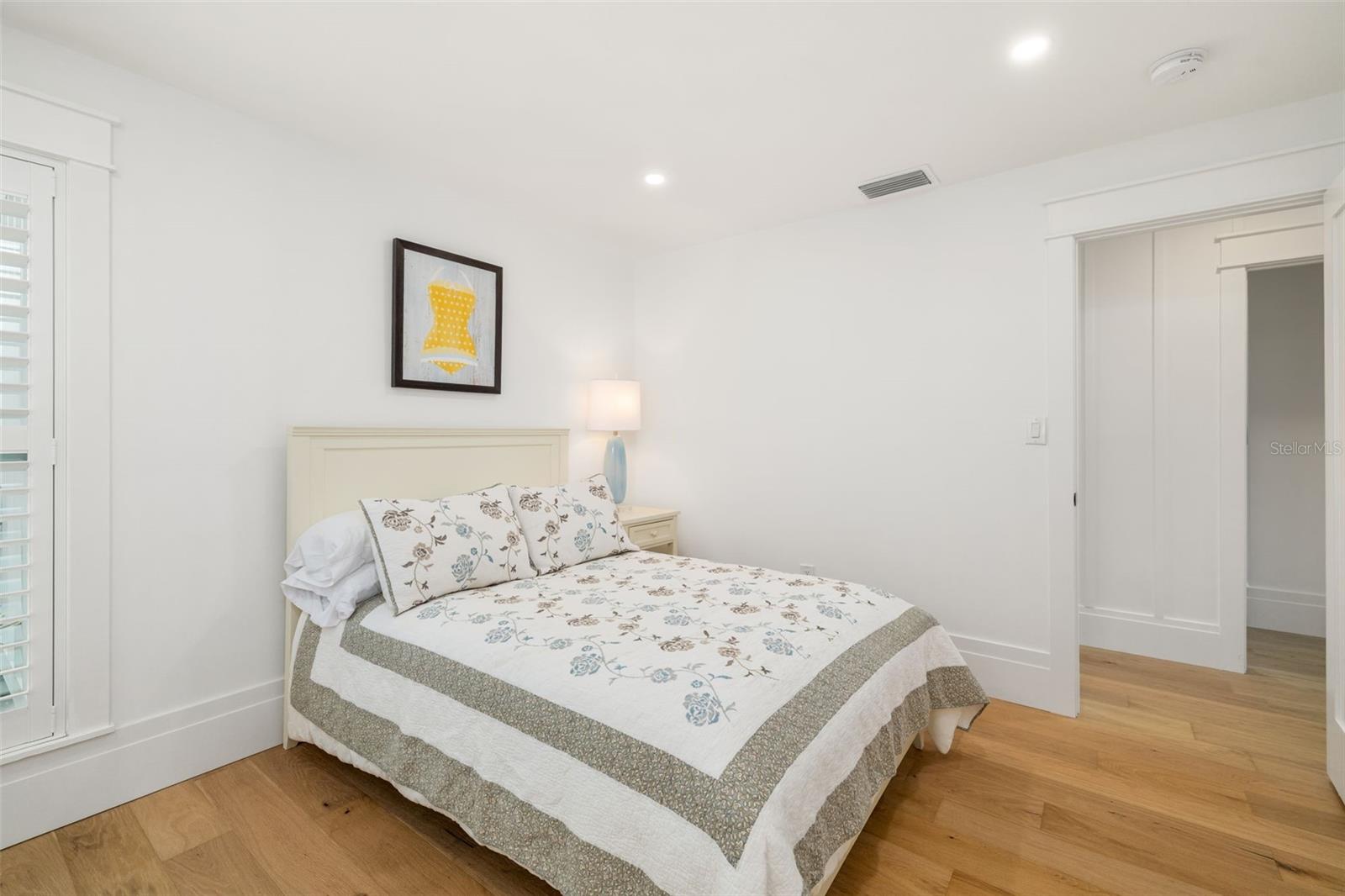 OYSTER BAY ESTATES - Residential