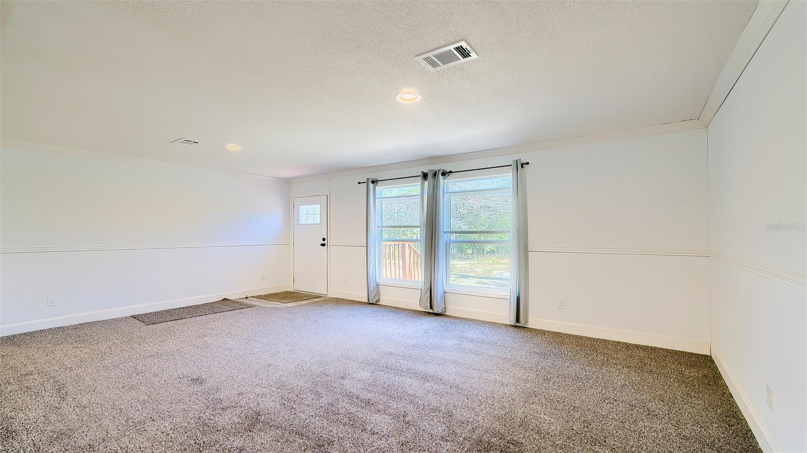 ENZO ESTATES - Residential