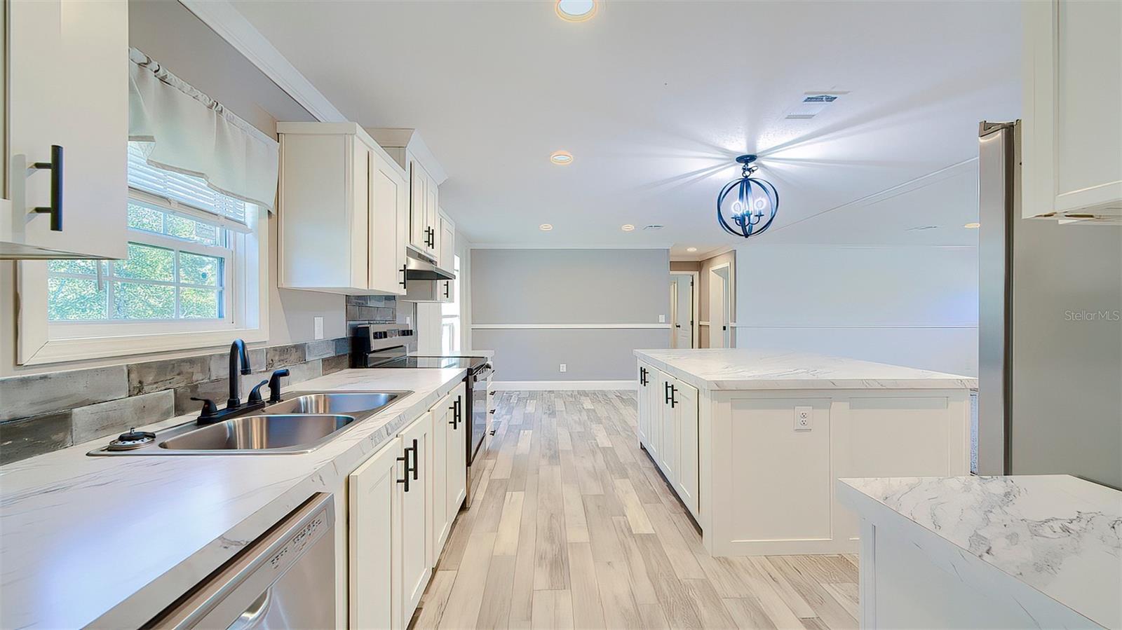 ENZO ESTATES - Residential